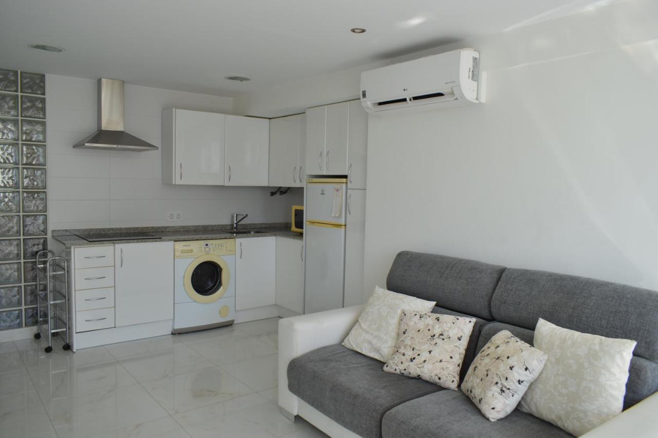 Los Caballos Vip Playa Levante Benidorm Exterior foto