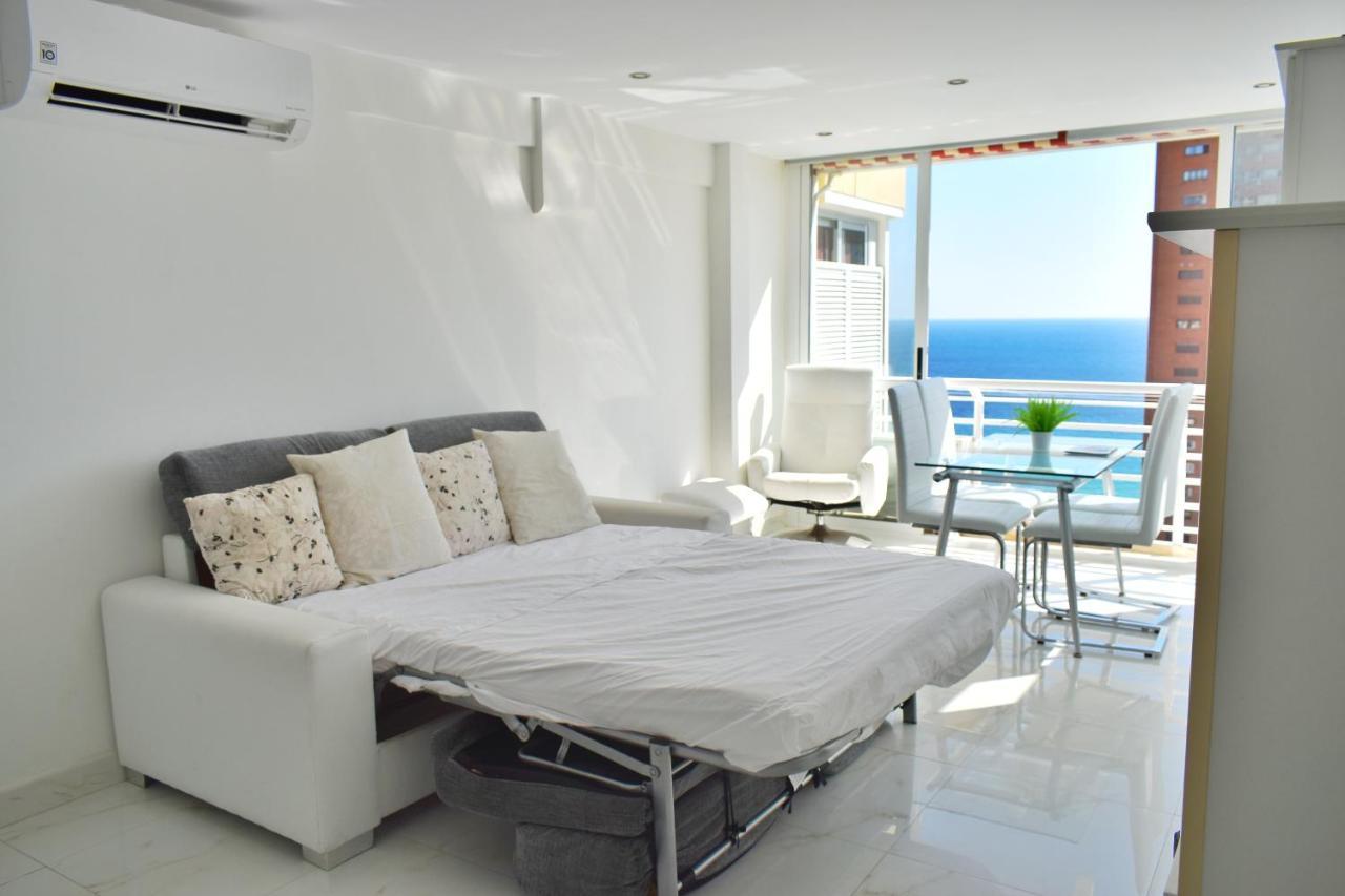 Los Caballos Vip Playa Levante Benidorm Exterior foto