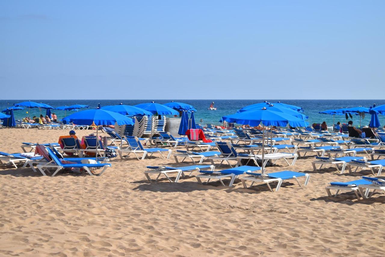 Los Caballos Vip Playa Levante Benidorm Exterior foto