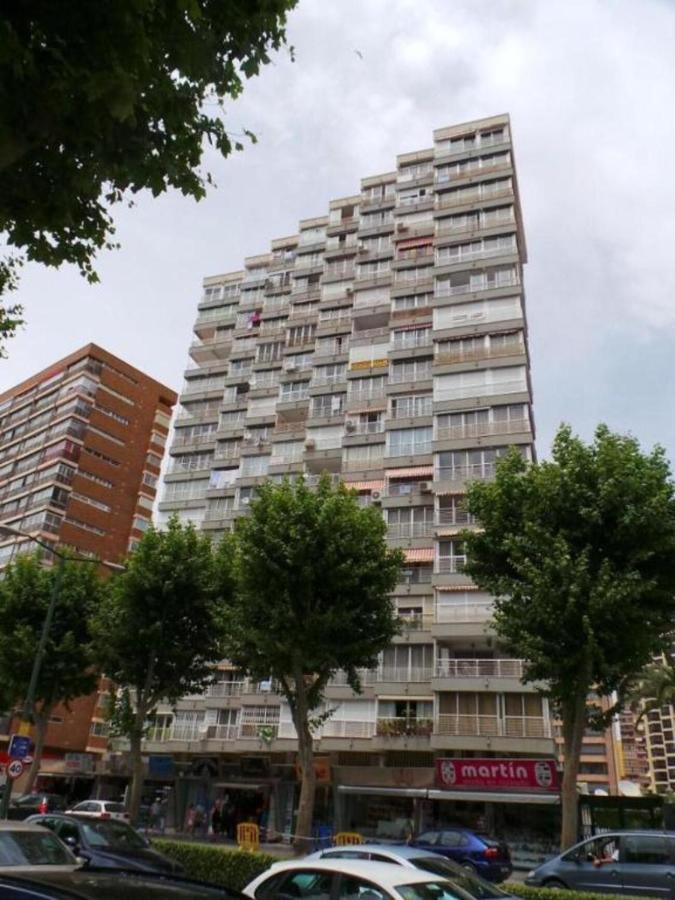 Los Caballos Vip Playa Levante Benidorm Exterior foto